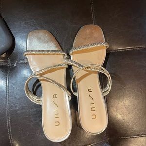 Women’s small heel